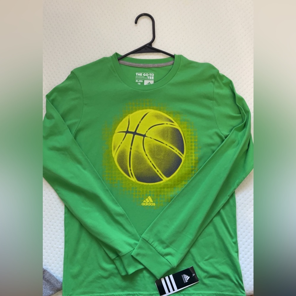 Adidas boys XL long sleeve shirt